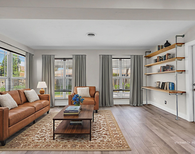 921 Se 15th Court - Photo Thumbnail 7