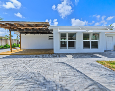 921 Se 15th Court - Photo Thumbnail 27