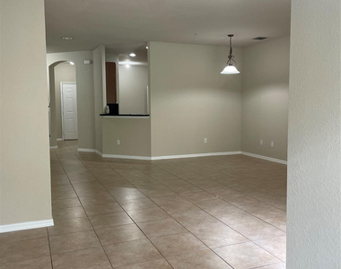 9076 Preston Place - Photo Thumbnail 14
