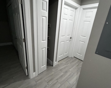 325 N 14th N Street - Photo Thumbnail 3