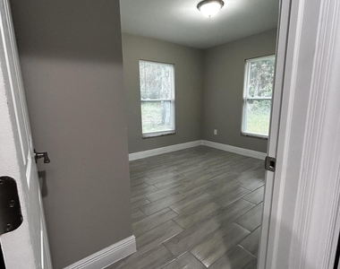 325 N 14th N Street - Photo Thumbnail 7