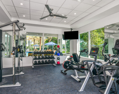 558 Sanderling Circle - Photo Thumbnail 7