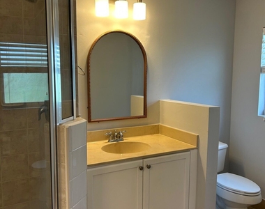 1412 Seminole Palms Drive - Photo Thumbnail 16