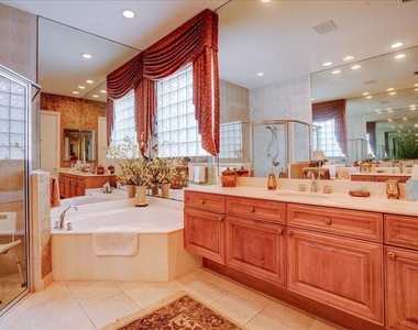 10891 Northgreen Drive - Photo Thumbnail 38