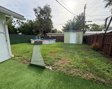 1032 Ne 16th Terrace - Photo Thumbnail 38