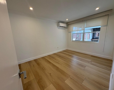1032 Ne 16th Terrace - Photo Thumbnail 18