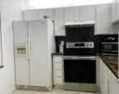 8820 Royal Palm Boulevard - Photo Thumbnail 4
