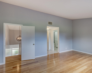 227 Old Meadow Way - Photo Thumbnail 31
