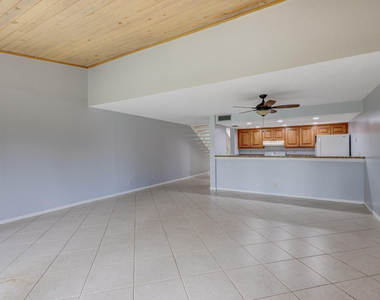 227 Old Meadow Way - Photo Thumbnail 14