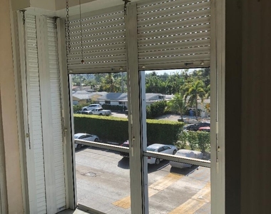 3040 Ne 16th Avenue - Photo Thumbnail 9