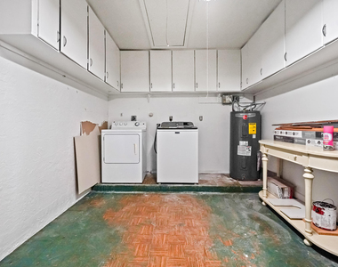 5078 Ambler Lane - Photo Thumbnail 8