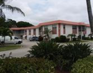 3550 Nw 8th Avenue - Photo Thumbnail 3