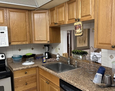 2900 Nw 47th Terrace - Photo Thumbnail 3