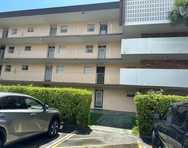 2900 Nw 47th Terrace - Photo Thumbnail 1