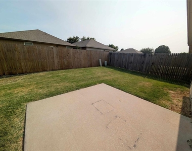 2244 Nw 199th Street - Photo Thumbnail 12