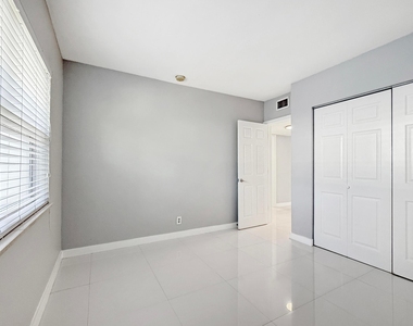 416 Ne 15th Avenue - Photo Thumbnail 15
