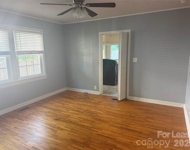 512 W 8th Avenue - Photo Thumbnail 8