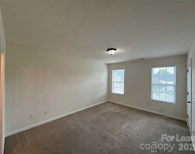 2009 Twilight Lane - Photo Thumbnail 10