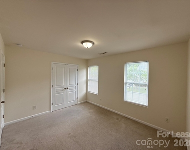 2009 Twilight Lane - Photo Thumbnail 7