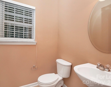 3558 Calpella Court - Photo Thumbnail 12