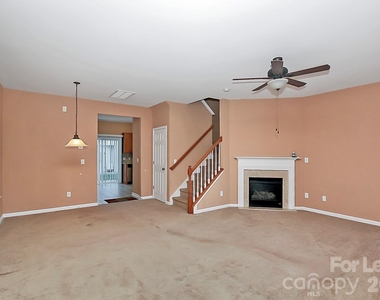 3558 Calpella Court - Photo Thumbnail 7