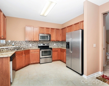 3558 Calpella Court - Photo Thumbnail 16