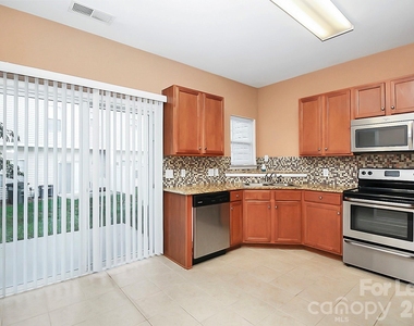 3558 Calpella Court - Photo Thumbnail 13