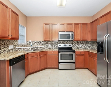 3558 Calpella Court - Photo Thumbnail 15
