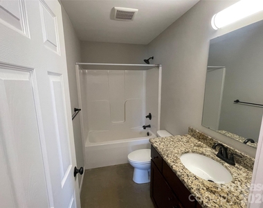 3829 Marietta Place - Photo Thumbnail 6