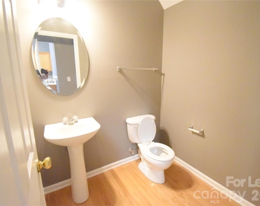 2849 Summergrove Court - Photo Thumbnail 10