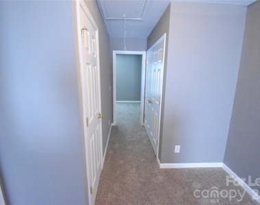 2849 Summergrove Court - Photo Thumbnail 15