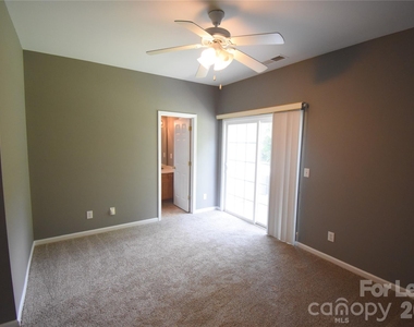 2849 Summergrove Court - Photo Thumbnail 11
