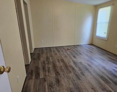 118 Kennedy Avenue - Photo Thumbnail 9