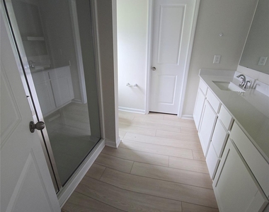 223 Brentwood Drive - Photo Thumbnail 11