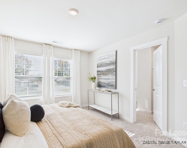 311 E Kings Street - Photo Thumbnail 13