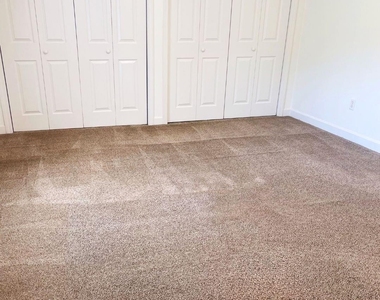 25 Meredith Drive - Photo Thumbnail 7