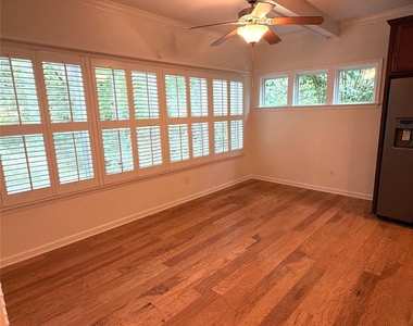 3530 Carmel Drive - Photo Thumbnail 12