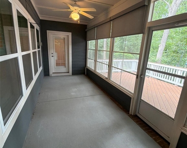 3530 Carmel Drive - Photo Thumbnail 16