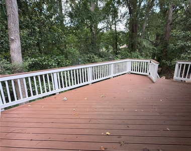3530 Carmel Drive - Photo Thumbnail 17
