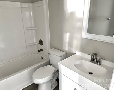 920 Holt Street - Photo Thumbnail 15