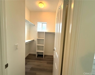 3317 Del Mar Ave - Photo Thumbnail 7