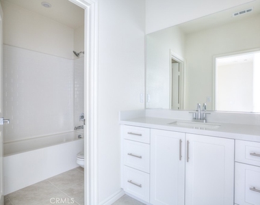 11454 Artesia - Photo Thumbnail 32