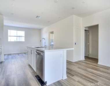 11454 Artesia - Photo Thumbnail 14