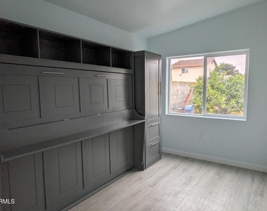 2220 Joyce Place - Photo Thumbnail 7