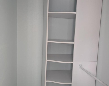 2220 Joyce Place - Photo Thumbnail 9