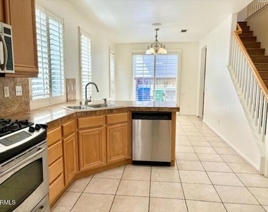 785 E Port Hueneme Road - Photo Thumbnail 2