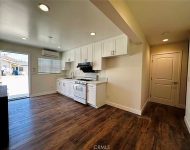 2538 Doubletree Lane - Photo Thumbnail 3