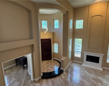 1756 Sandtrap Drive - Photo Thumbnail 2