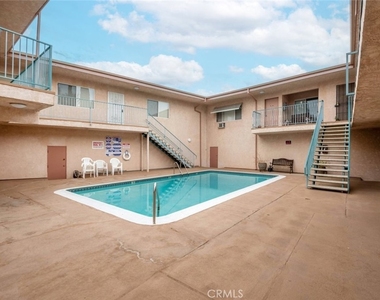6520 Shirley Avenue - Photo Thumbnail 17