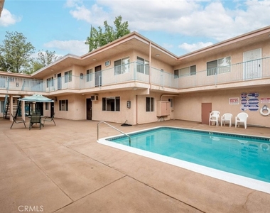 6520 Shirley Avenue - Photo Thumbnail 18